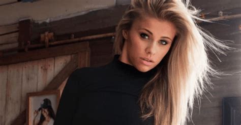 paige vanzant, nude|UFC Star Paige VanZant Keeps Sharing Clever Nude Photos On。